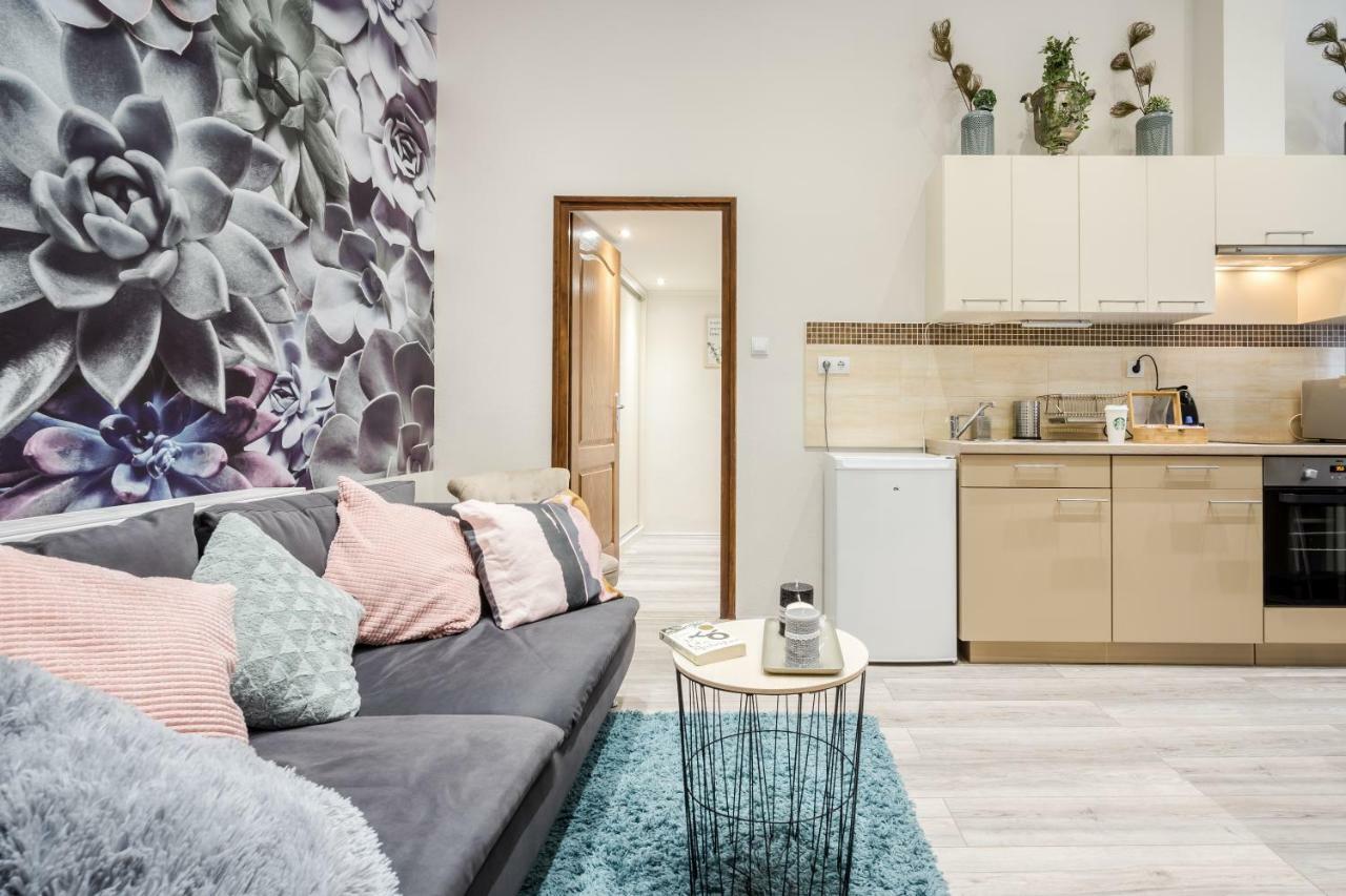 Апартаменты A9 Houseleek Astoria Будапешт Экстерьер фото